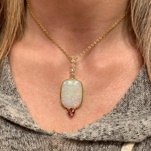 將圖片載入圖庫檢視器 14k Brazilian Opal Tourmaline Pendant
