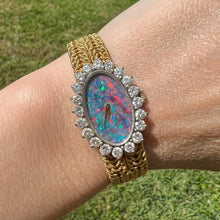 Carica l&#39;immagine nel visualizzatore di Gallery, 18k Chopard Opal Diamond Watch
