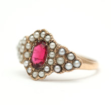 Laden Sie das Bild in den Galerie-Viewer, 10k Georgian Red Paste Ring
