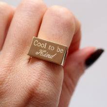 Carica l&#39;immagine nel visualizzatore di Gallery, TotemKitten Exclusive Chunky Signet Ring CK
