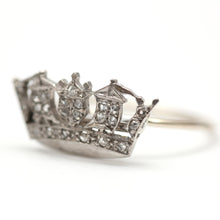 Charger l&#39;image dans la galerie, Victorian Diamond Crown Ring
