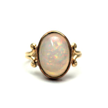 Laden Sie das Bild in den Galerie-Viewer, 14k Pinfire Opal Ring
