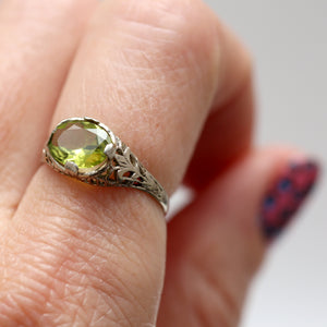 10k Peridot Art Deco RIng