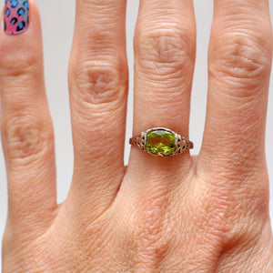 10k Peridot Art Deco RIng