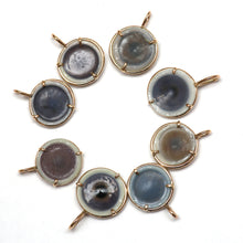 將圖片載入圖庫檢視器 14k Eye Pendants
