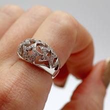 Load image into Gallery viewer, 14k Diamond Star Bombshell Ring
